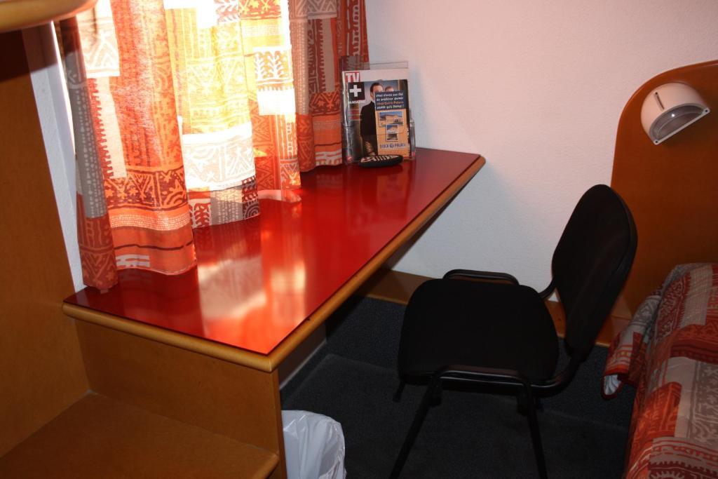 Hotel Quick Palace Valence Nord Bourg-les-Valence Room photo